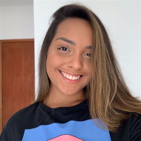 Larissa duque .